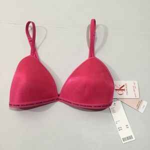 New with tag CK One Calvin Klein Lightly Lined Bra